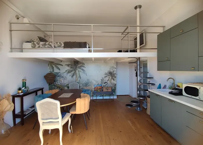 Riviera Palace Face * מנטון