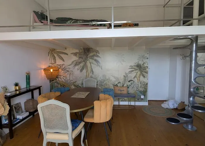 Riviera Palace Face דירה *