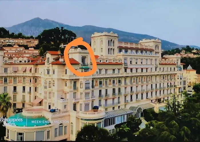 Riviera Palace Face * マントン